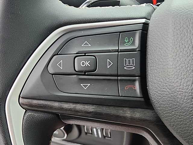 Used 2023 Jeep Grand Cherokee 4WD 4xe w/ Luxury Tech Group II image 22