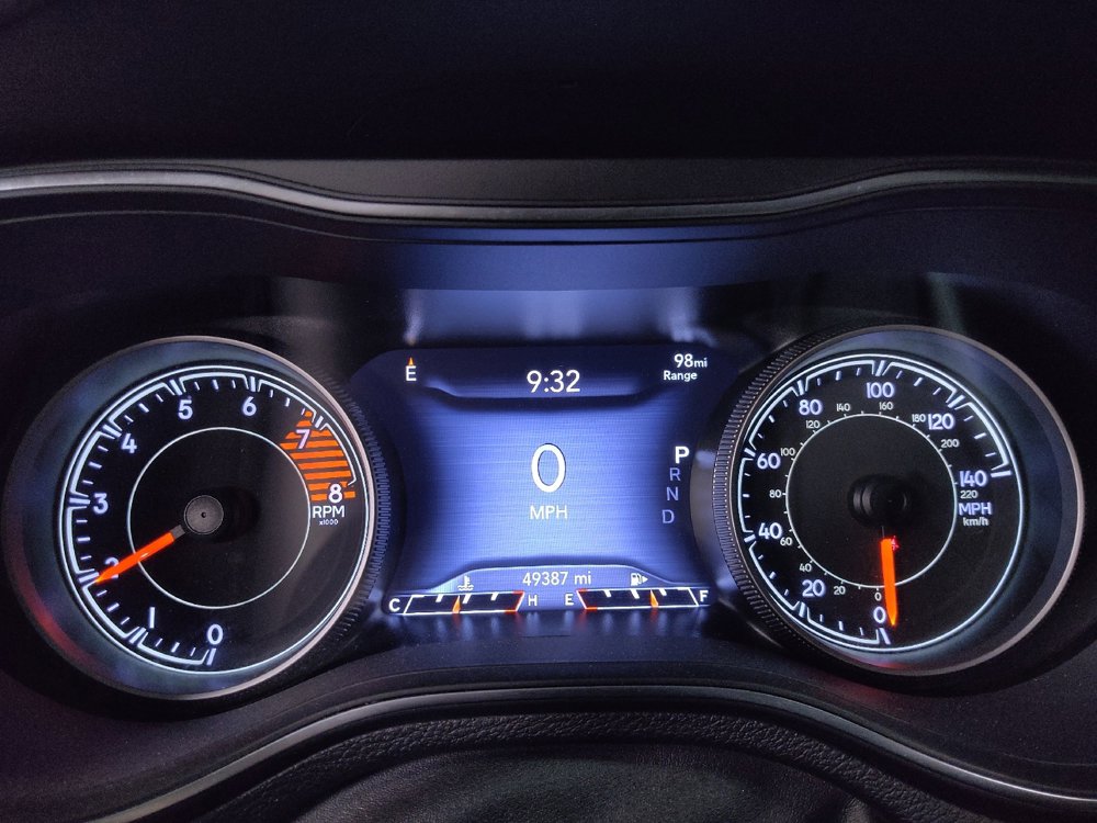 Used 2020 Jeep Cherokee Trailhawk w/ Cold Weather Group image 23