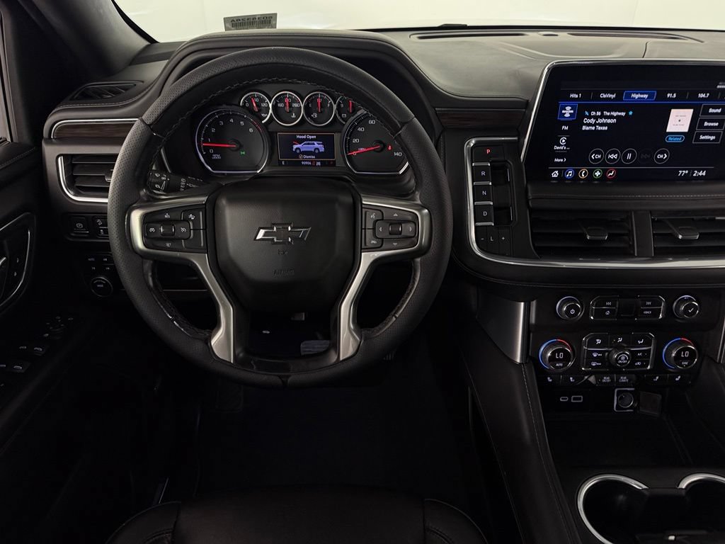Used 2021 Chevrolet Suburban Z71 AWD/4WD image 12