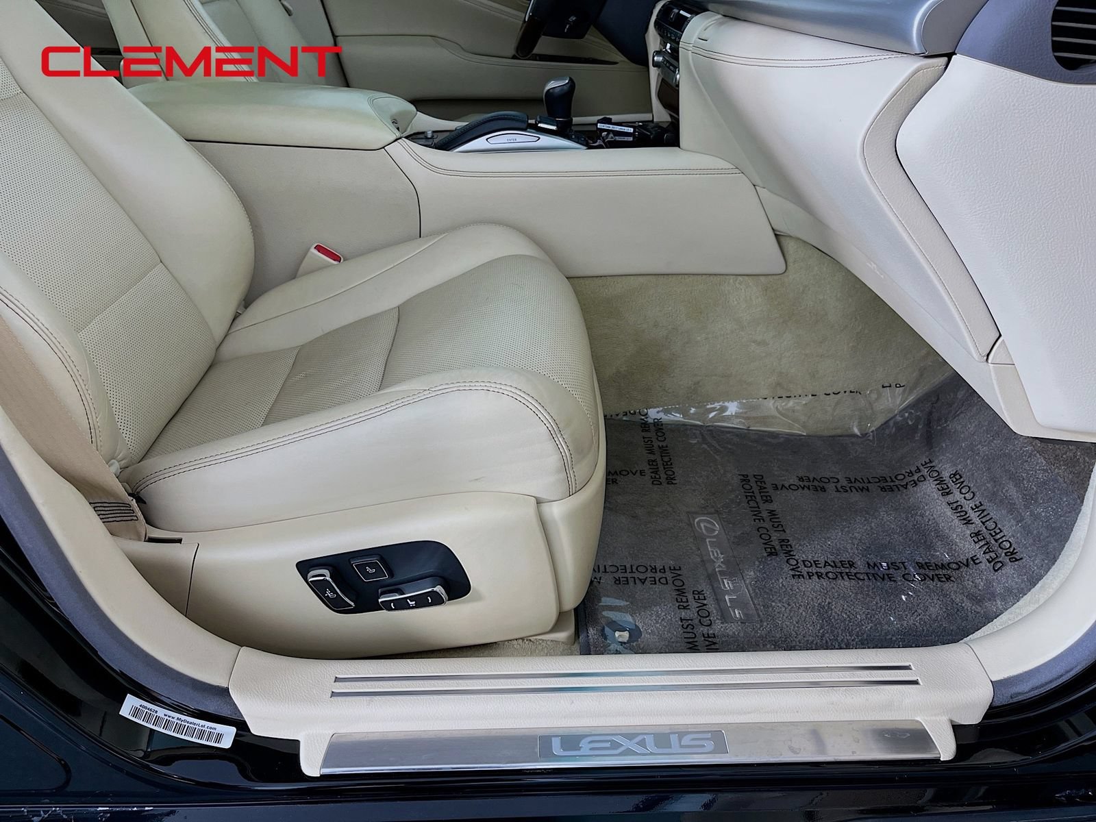 Used 2017 Lexus LS 460 w/ Comfort Package RWD image 36
