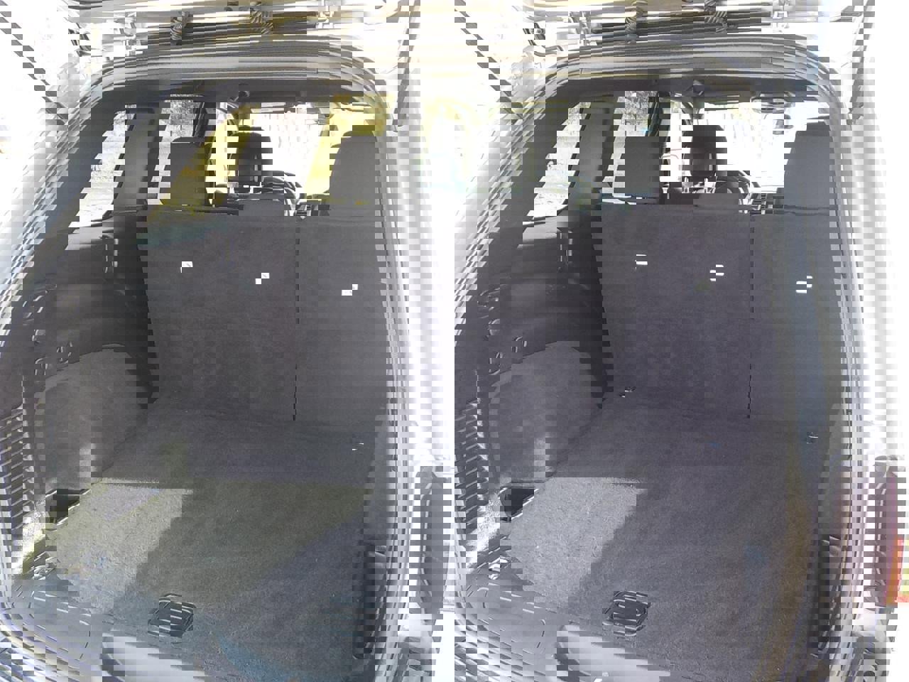 Used 2020 Jeep Grand Cherokee Laredo image 10