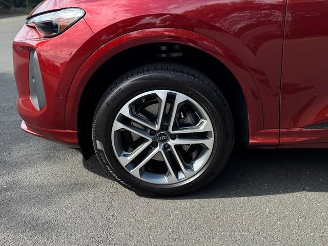 Certified 2025 Audi Q5 Premium w/ Premium Plus AWD/4WD image 10