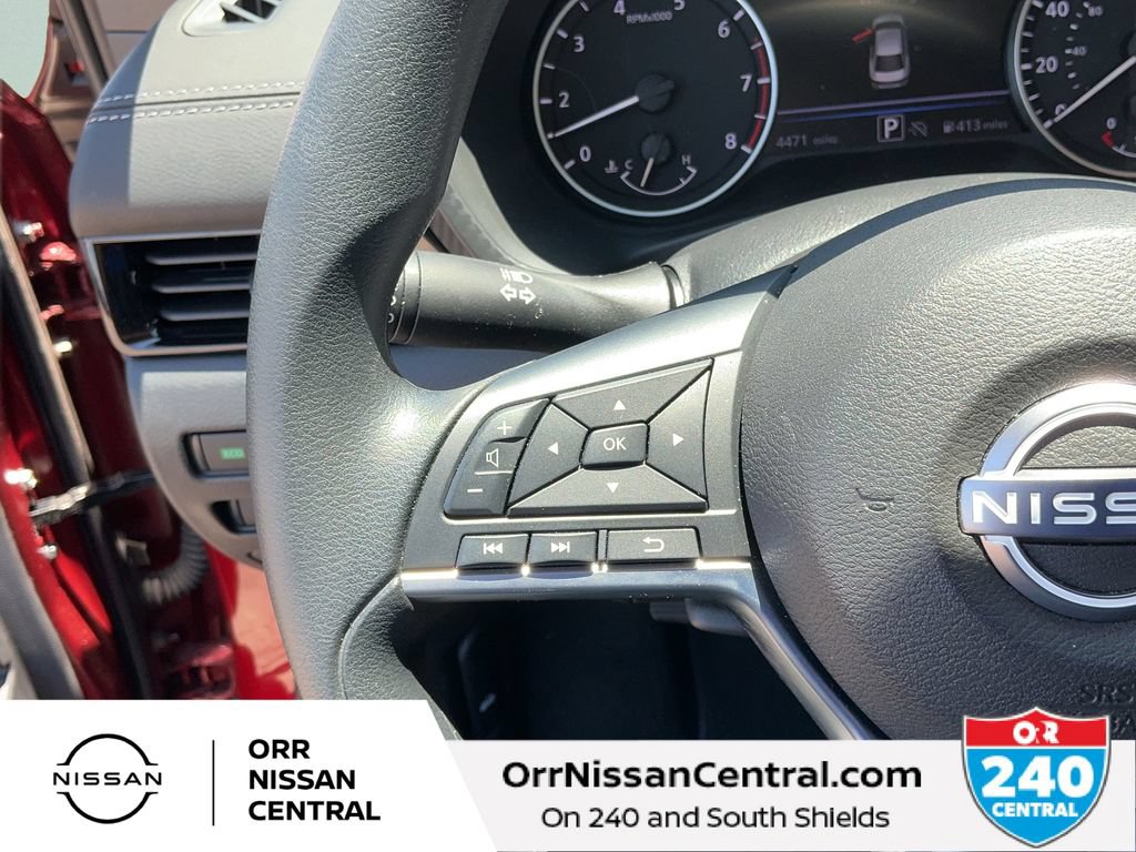Used 2025 Nissan Sentra SV FWD image 19