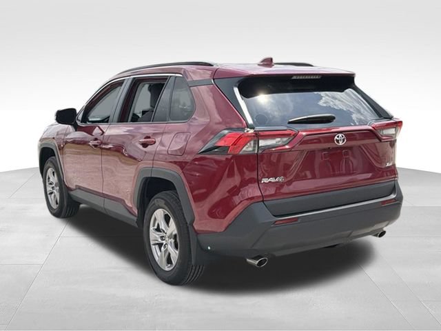 Used 2025 Toyota RAV4 XLE FWD image 8