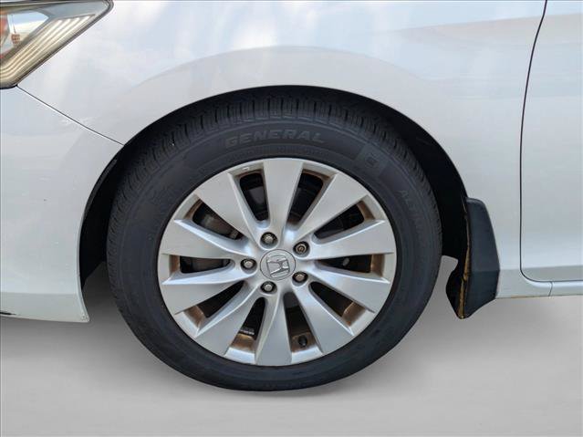 Used 2013 Honda Accord Touring image 14