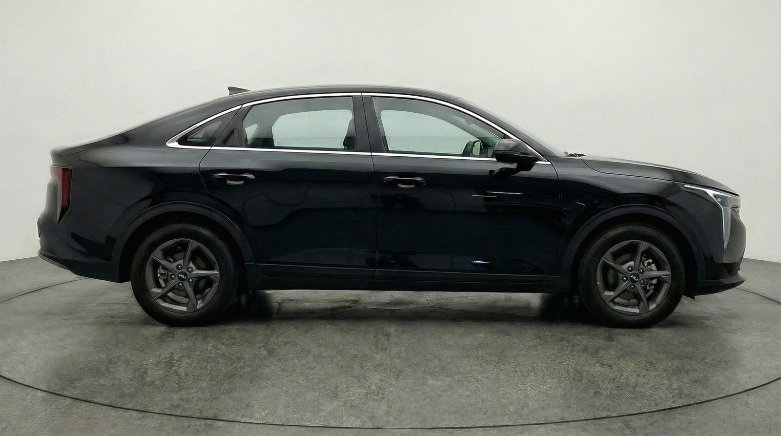 Used 2025 Kia K4 FWD image 9