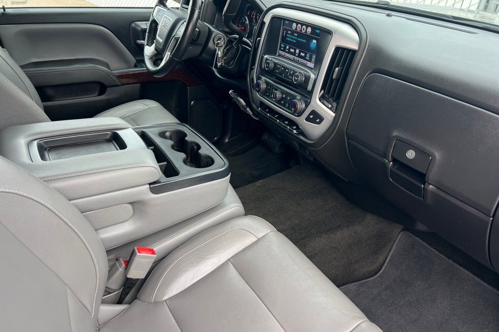 Used 2017 GMC Sierra 1500 SLT w/ Suspension Package, Off-Road image 12