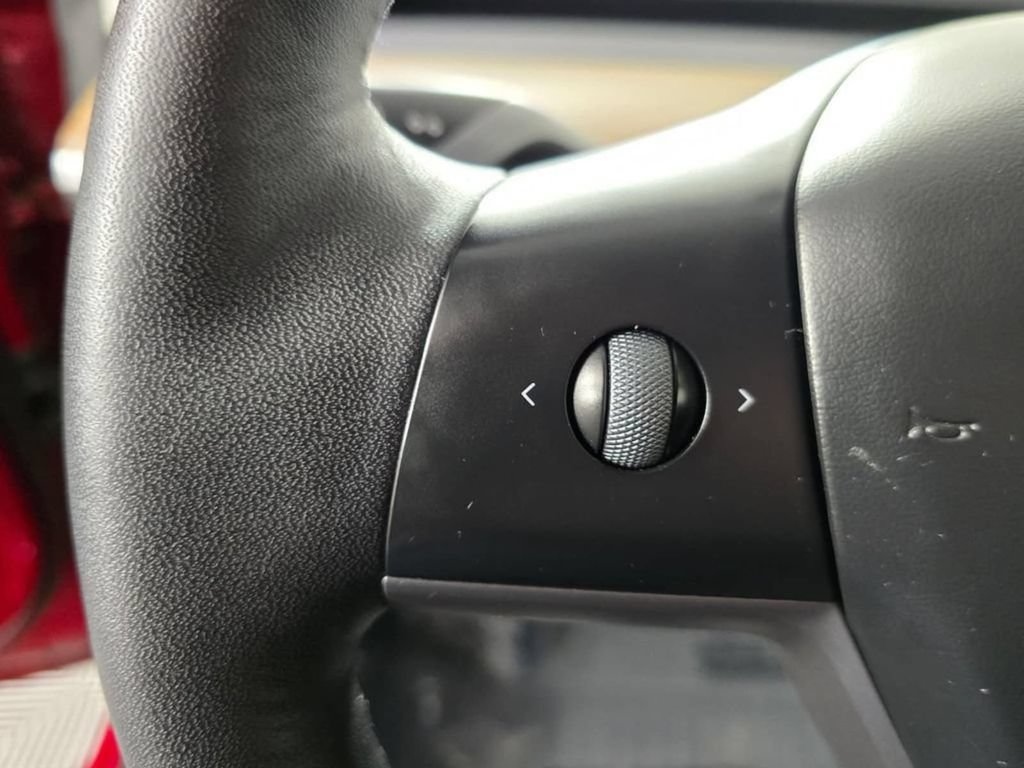 Used 2023 Tesla Model 3 Standard Range RWD image 28