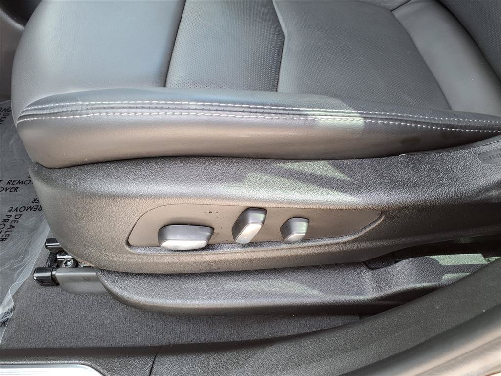 Certified 2024 Cadillac XT5 Premium Luxury FWD image 20