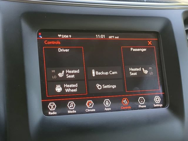 Used 2019 Jeep Cherokee Latitude w/ Cold Weather Group FWD image 21