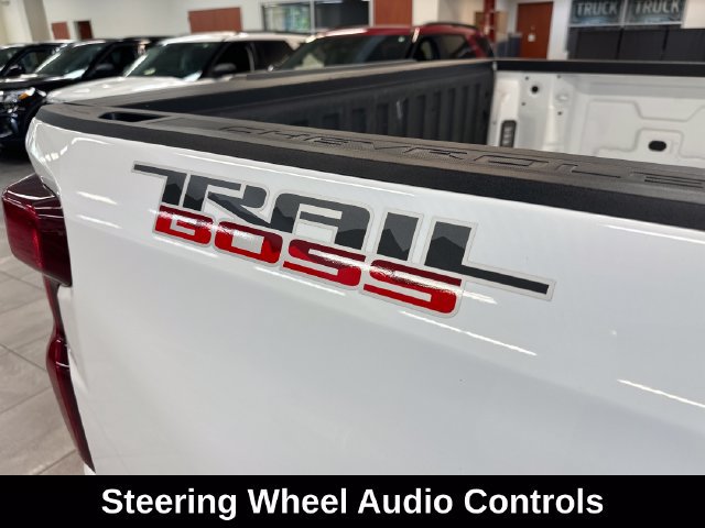 Used 2024 Chevrolet Silverado 1500 LT Trail Boss w/ Convenience Package II AWD/4WD image 11