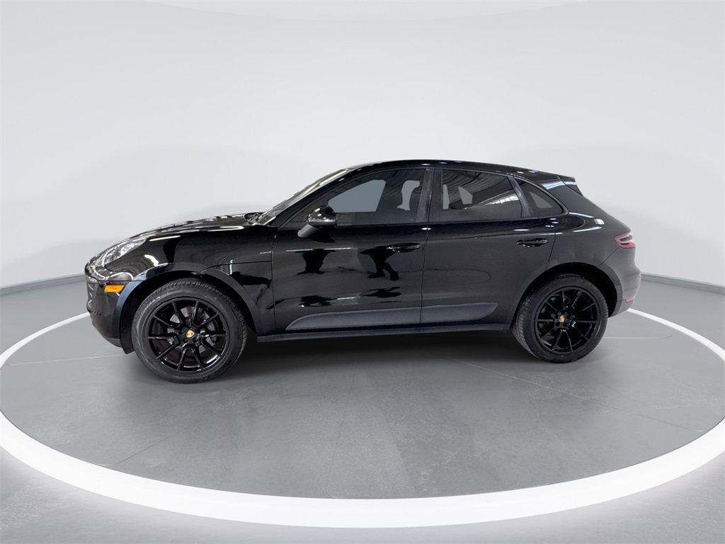 Used 2018 Porsche Macan Sport Edition image 4