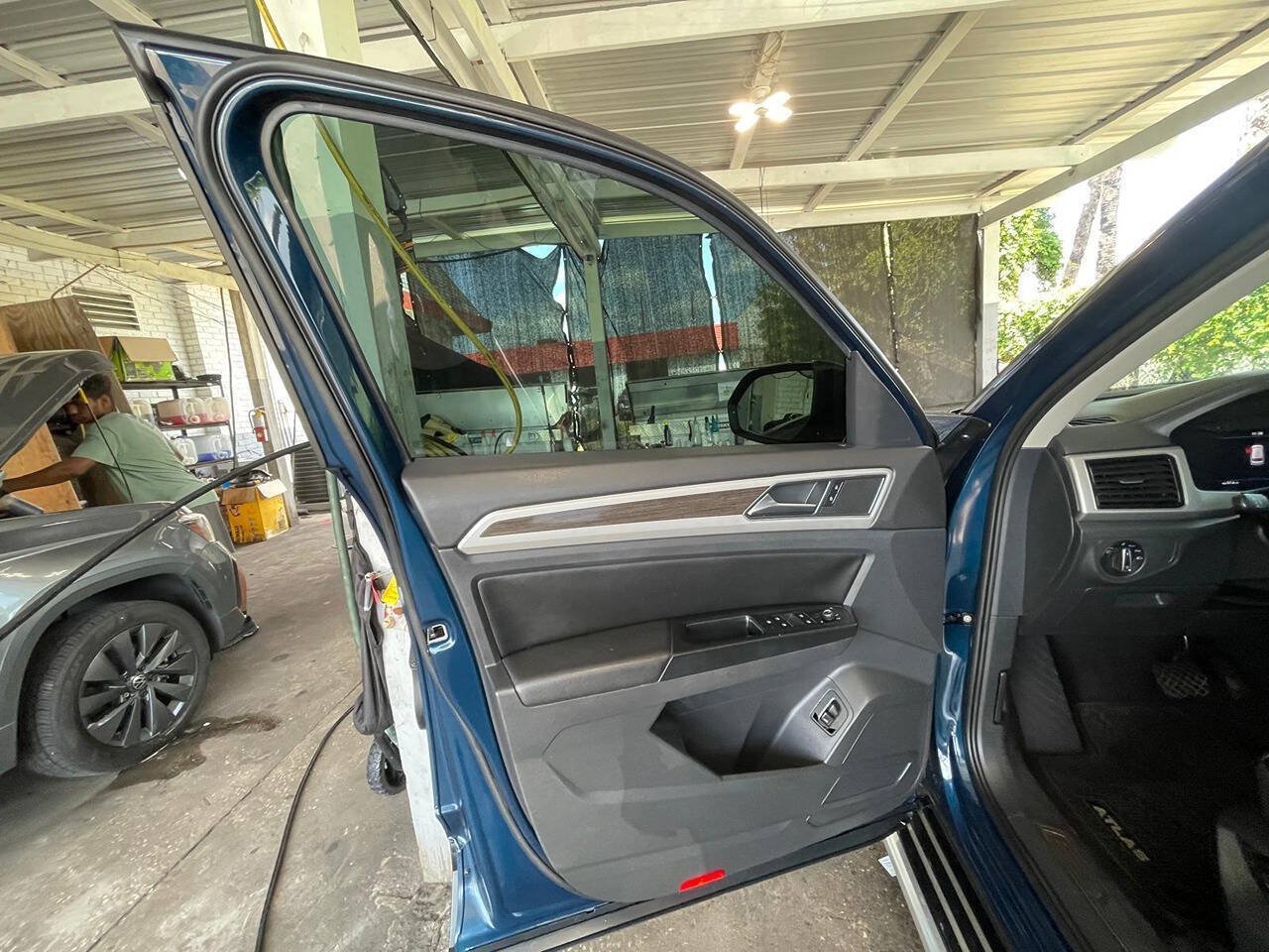 Used 2019 Volkswagen Atlas SEL FWD image 7
