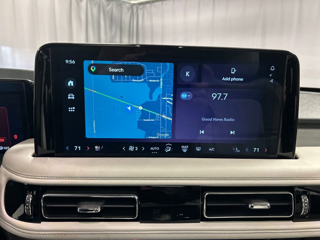 Used 2025 Lincoln Aviator Reserve w/ Equipment Group 201A image 16