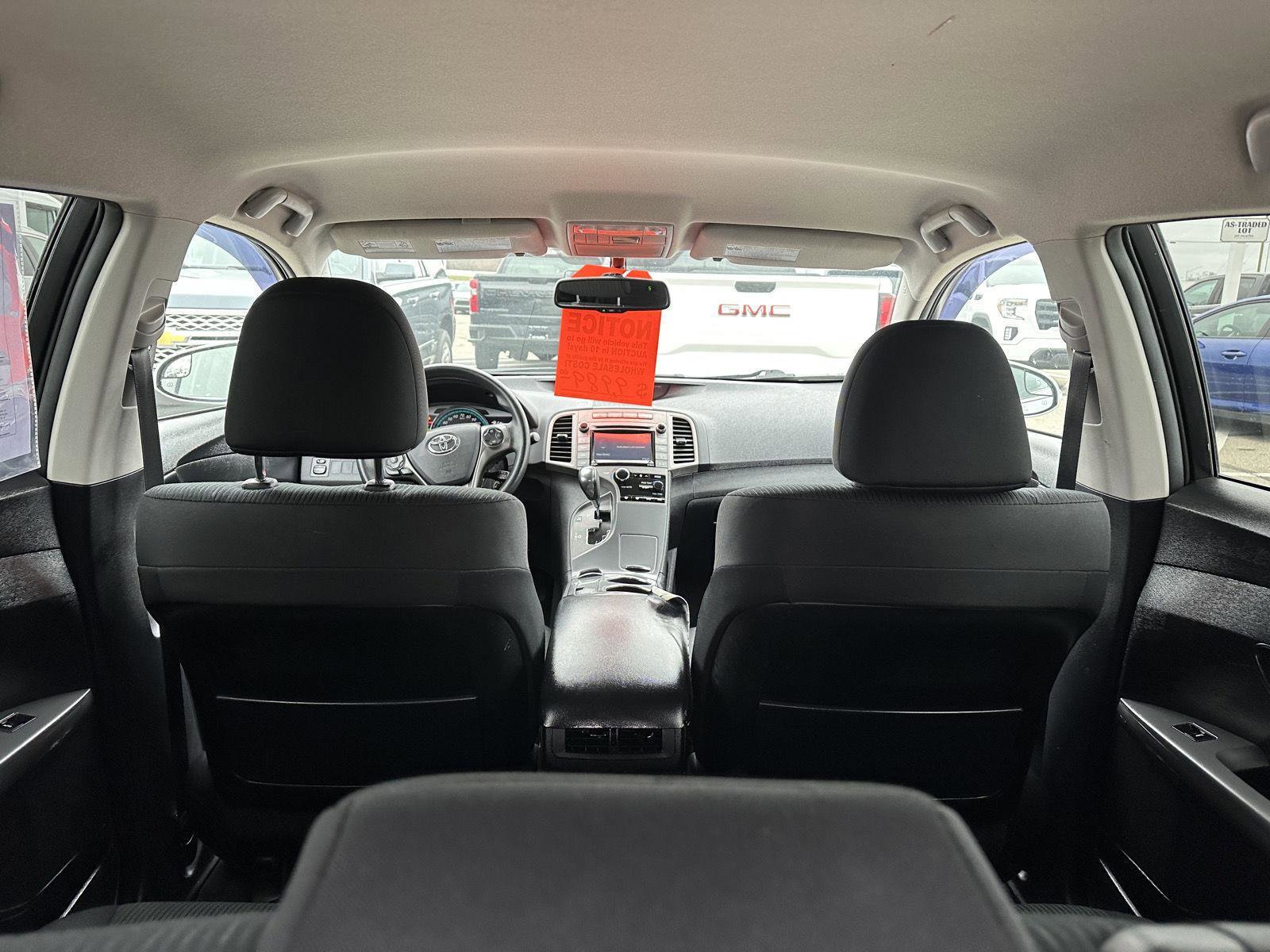 Used 2015 Toyota Venza LE image 7