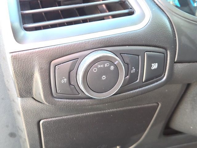 Used 2022 Ford Edge SE w/ Black Appearance Package image 29