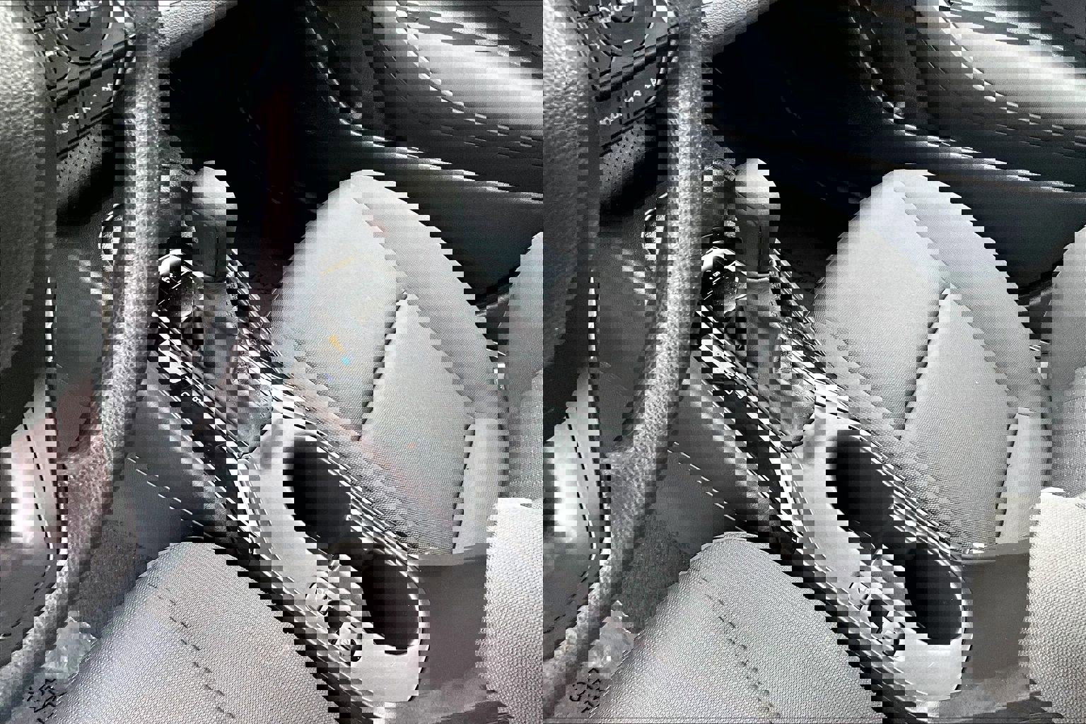 Used 2025 Toyota Corolla LE image 16