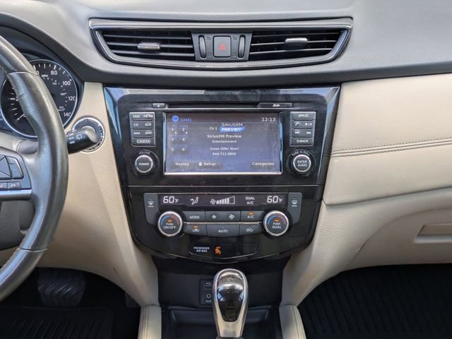 Used 2017 Nissan Rogue SL w/ SL Premium Package image 18