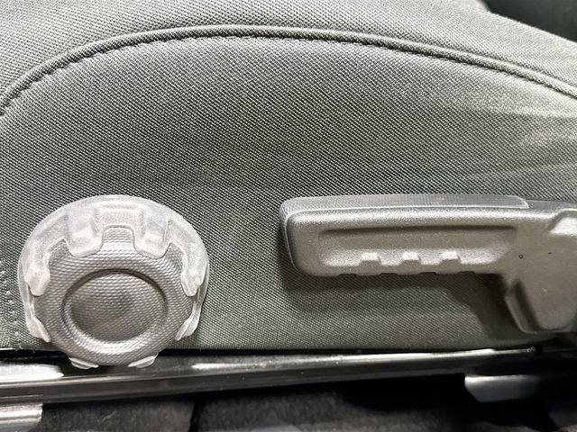 Used 2021 Jeep Wrangler Unlimited Sahara w/ Cold Weather Group image 20