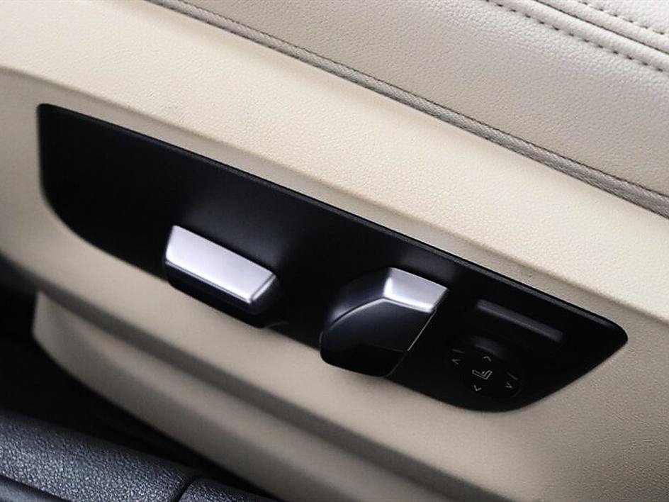 Used 2018 BMW 530i RWD image 46