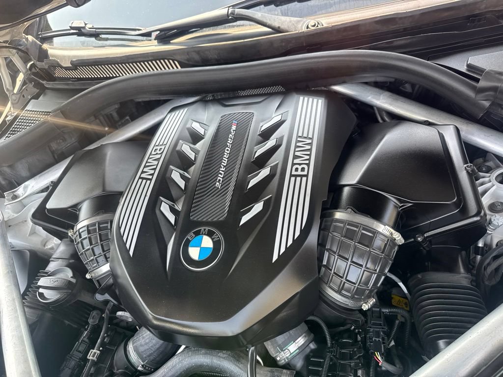 Used 2020 BMW X5 M50i w/ Premium Enhanced Package AWD/4WD image 41