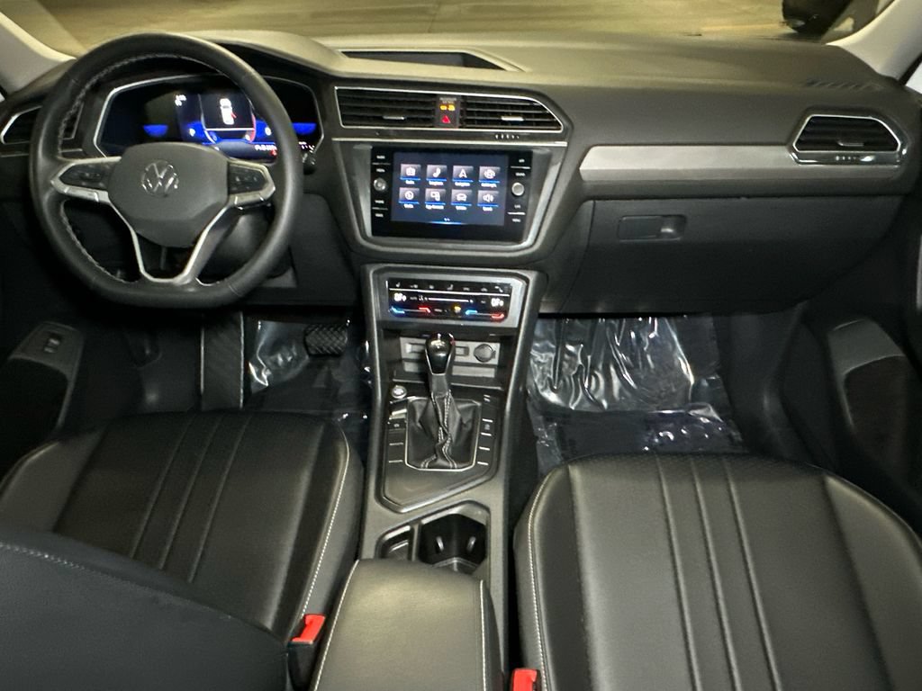 Used 2024 Volkswagen Tiguan Wolfsburg Edition FWD image 17