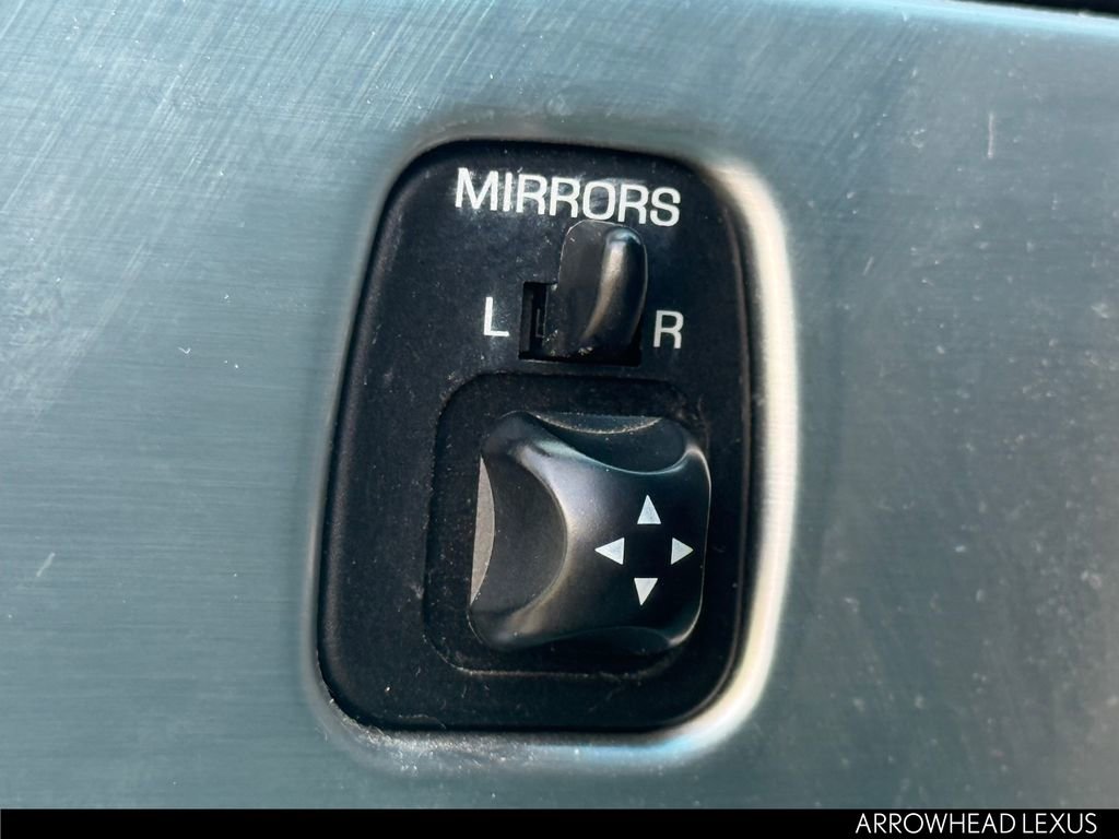 Used 2002 Ford Thunderbird RWD image 22