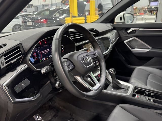 Certified 2023 Audi Q3 2.0T Premium w/ Convenience Package AWD/4WD image 26