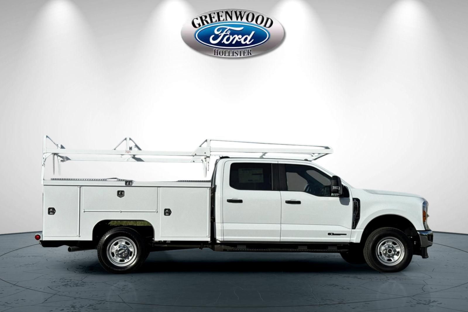 New 2026 Ford F350 XL w/ XL Chrome Package image 3