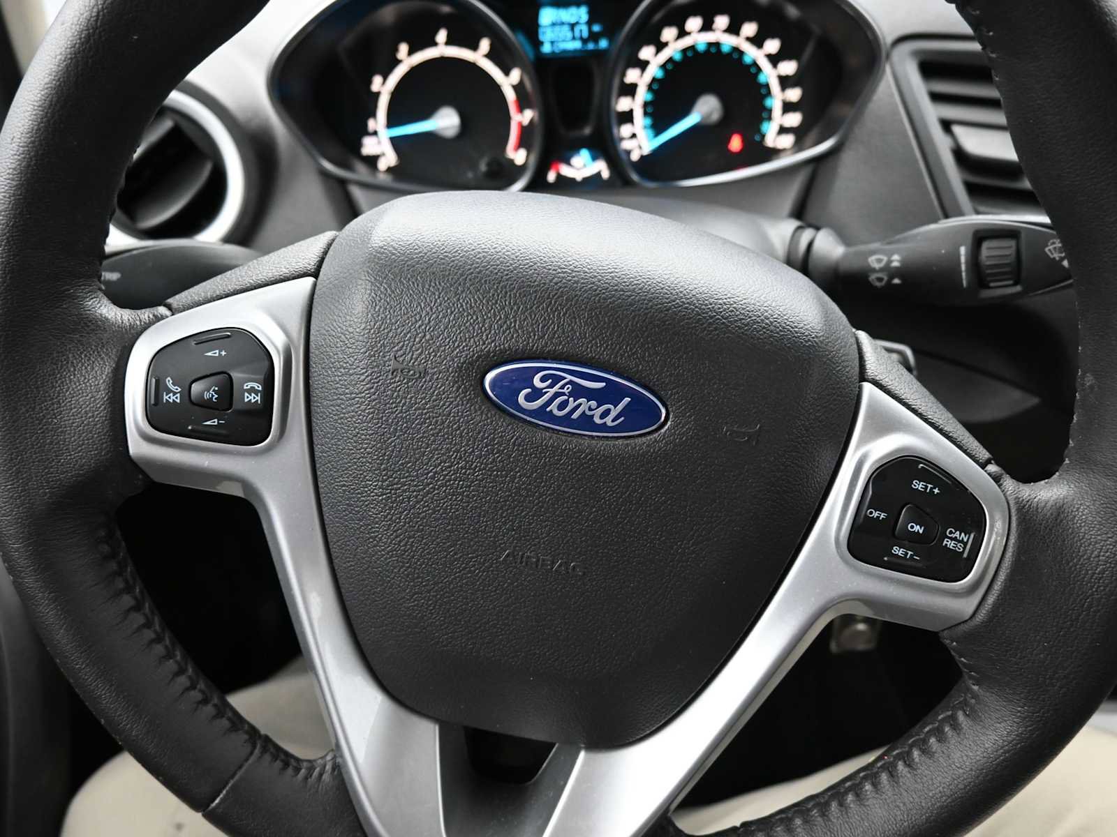 Used 2016 Ford Fiesta SE w/ Cold Weather Package FWD image 20