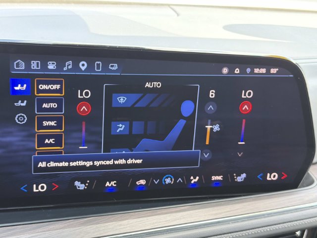 Used 2025 Chevrolet Tahoe LT RWD image 40