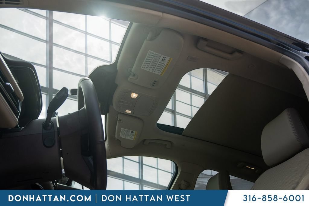 Used 2022 Lincoln Nautilus Reserve AWD/4WD image 19
