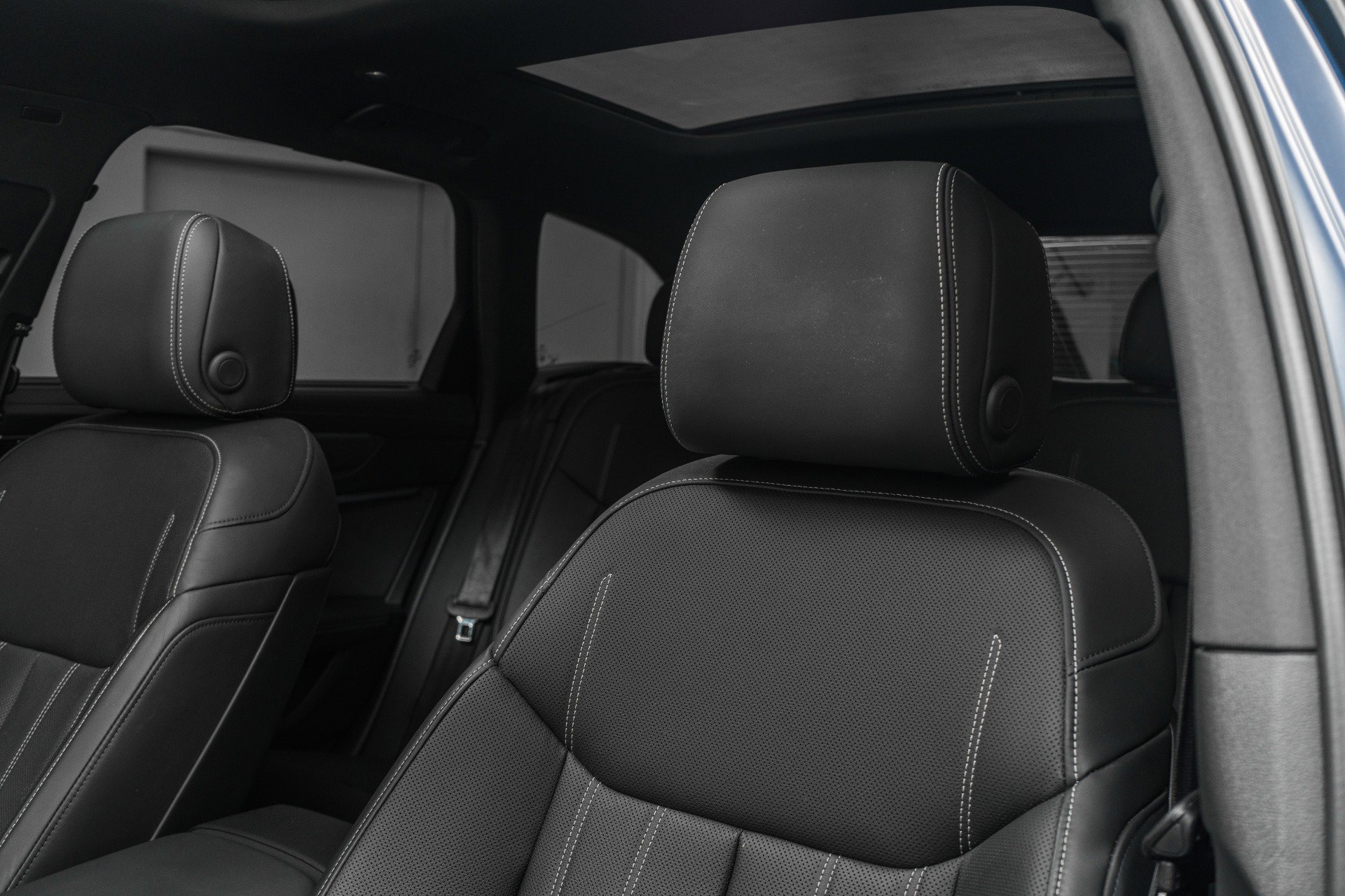 Used 2024 Audi RS 6 performance w/ Black Optic Package image 27