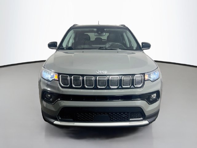 Used 2022 Jeep Compass Limited AWD/4WD image 2