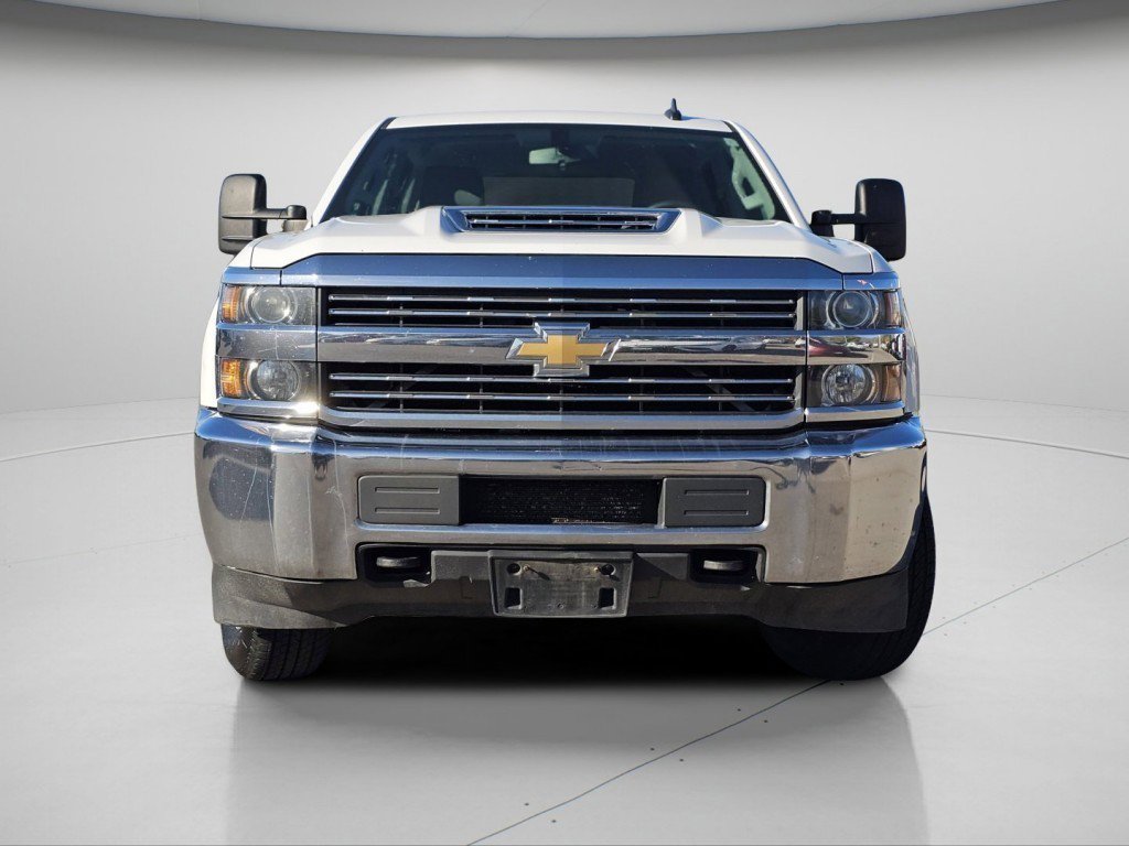 Used 2018 Chevrolet Silverado 3500 W/T image 3