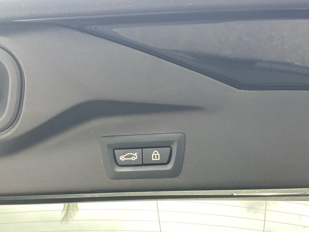 Used 2023 BMW X5 sDrive40i image 10