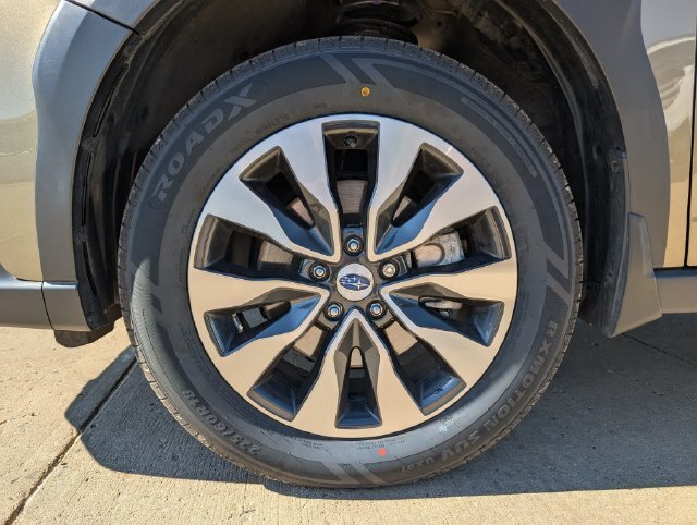 Used 2024 Subaru Outback Limited AWD/4WD image 13