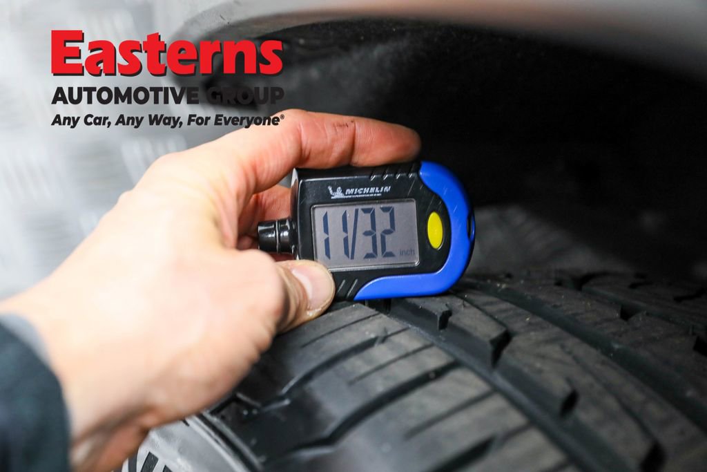 Used 2023 Jeep Grand Cherokee L Laredo image 31