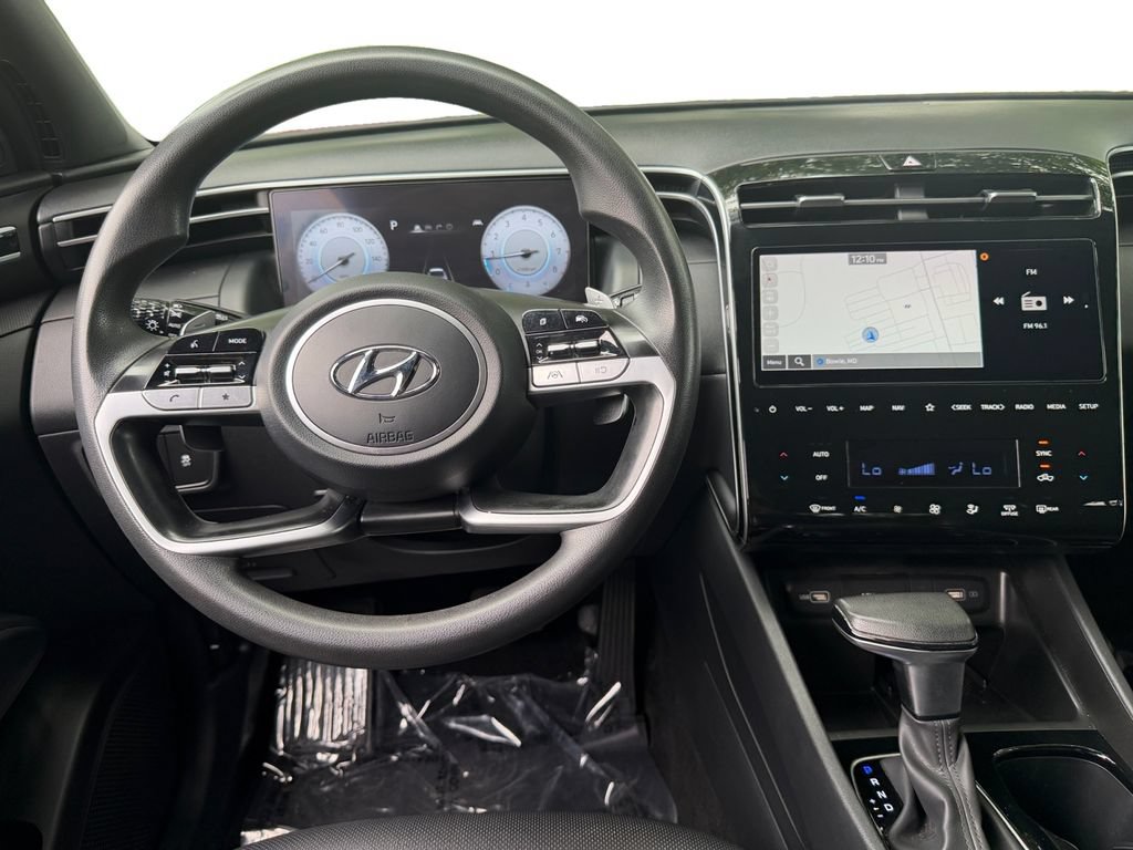 Used 2024 Hyundai Santa Cruz Night AWD/4WD image 10