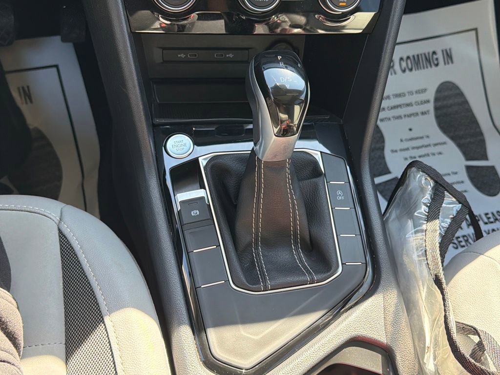 Used 2024 Volkswagen Taos SE image 13