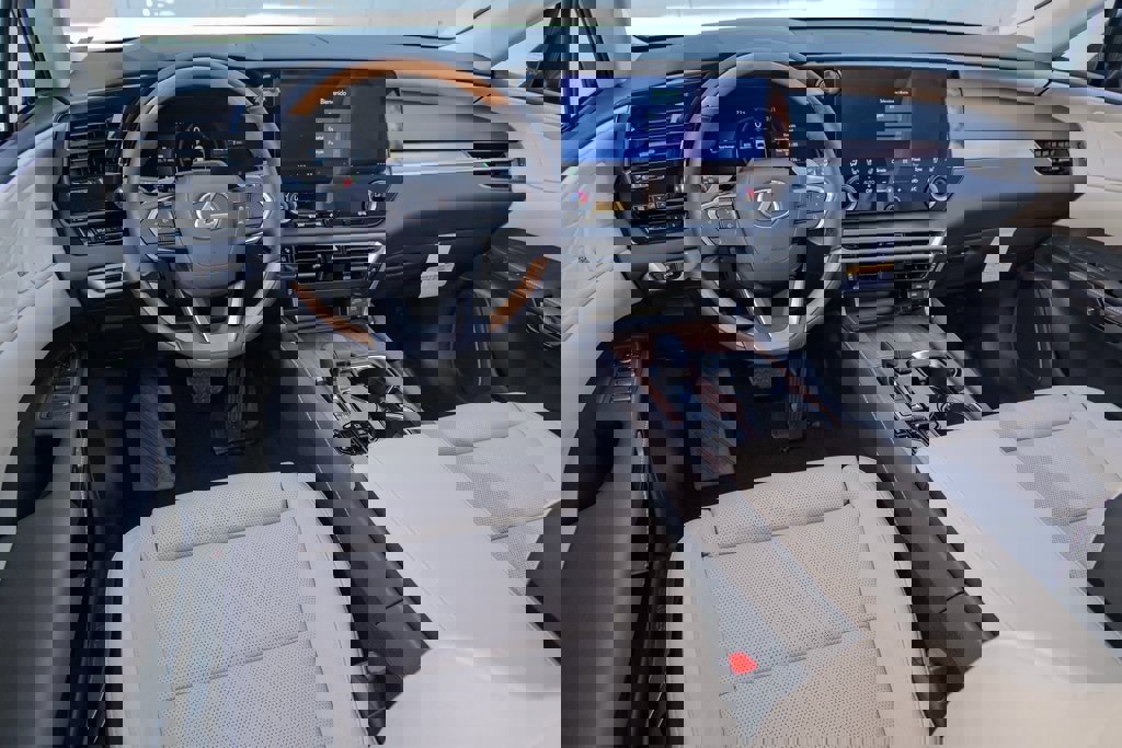 New 2026 Lexus RX 450h Luxury image 13