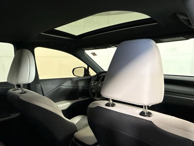 Used 2023 Lexus RX 350 Premium w/ Accessory Package (Z1) image 31