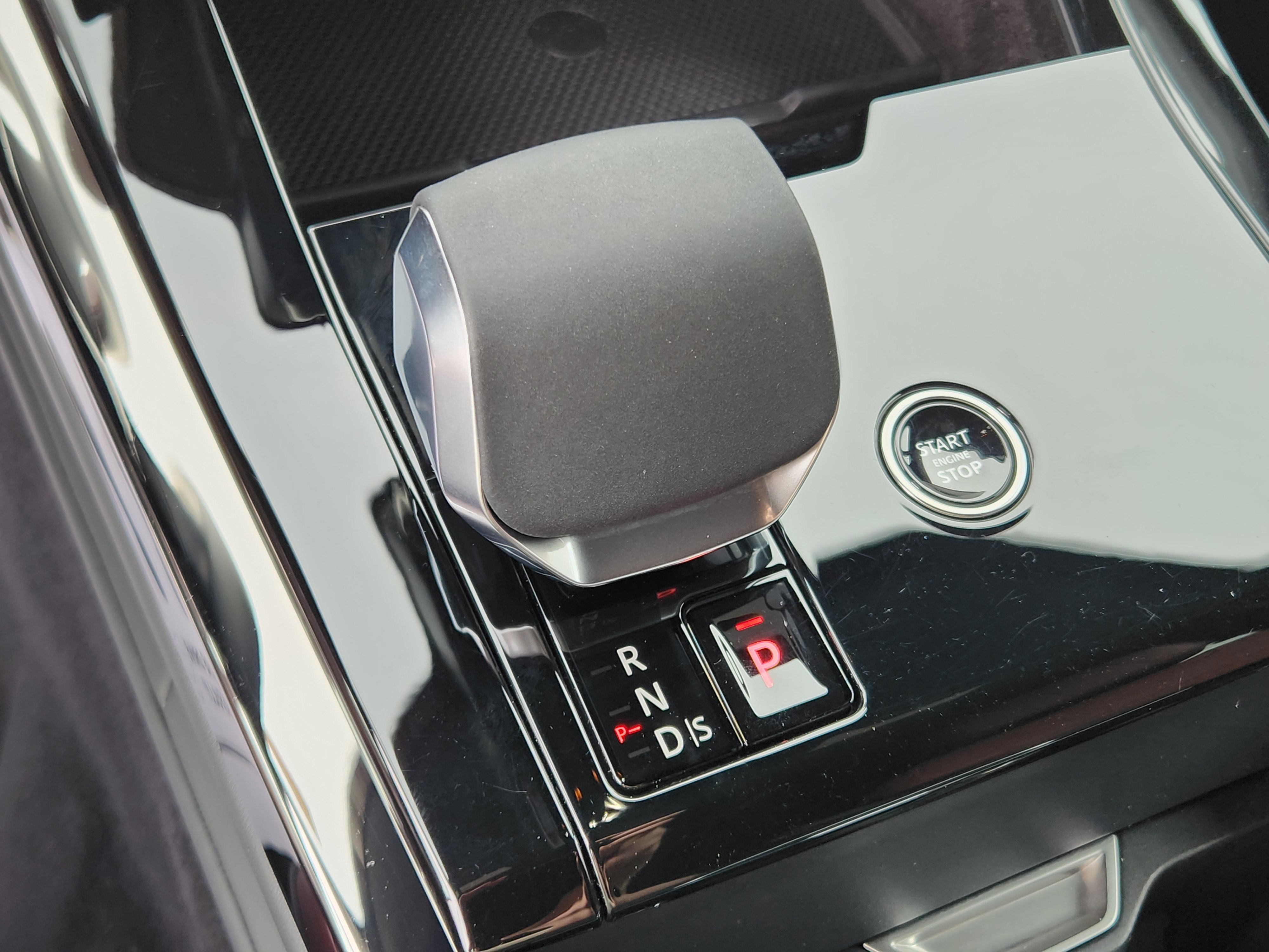 Certified 2025 Land Rover Range Rover Sport Dynamic SE image 22