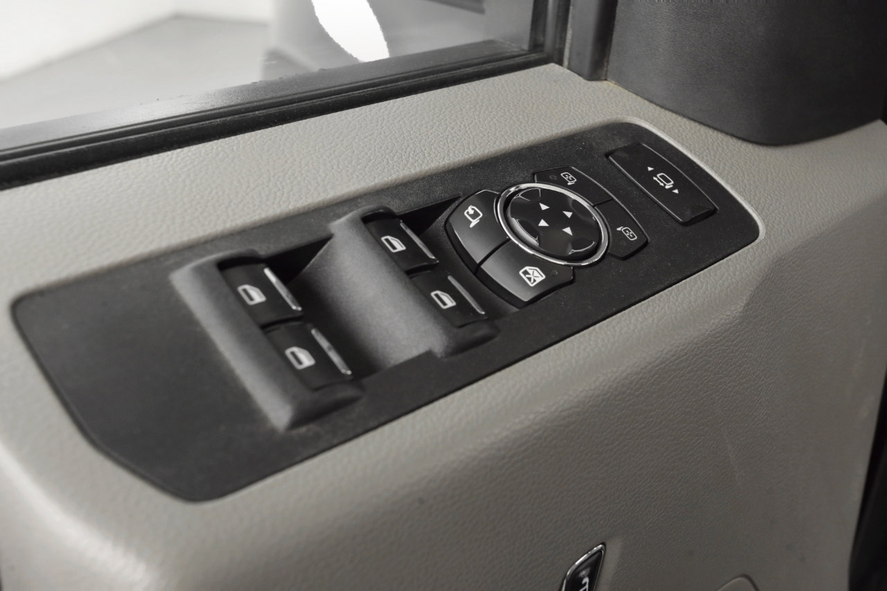 Used 2018 Ford F250 XLT w/ XLT Premium Package image 24