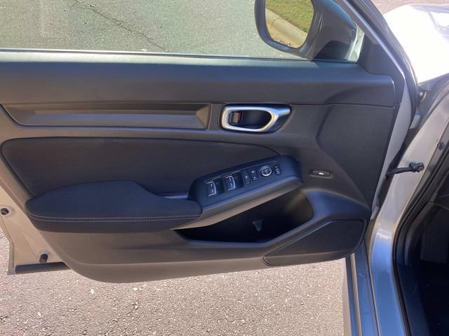 Used 2022 Honda Civic Sport image 11
