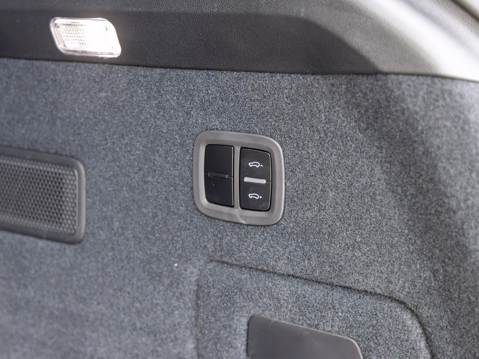 Certified 2025 Porsche Cayenne S AWD/4WD image 54