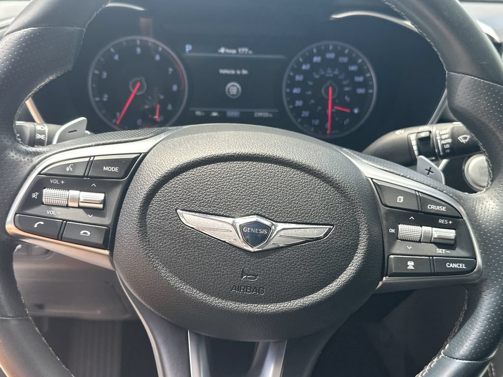 Used 2019 Genesis G70 2.0T Advanced w/ Dynamic Package RWD image 17