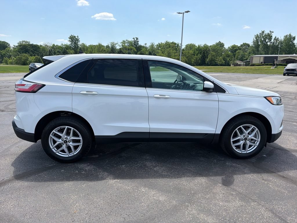 Used 2023 Ford Edge SEL w/ Convenience Package AWD/4WD image 8