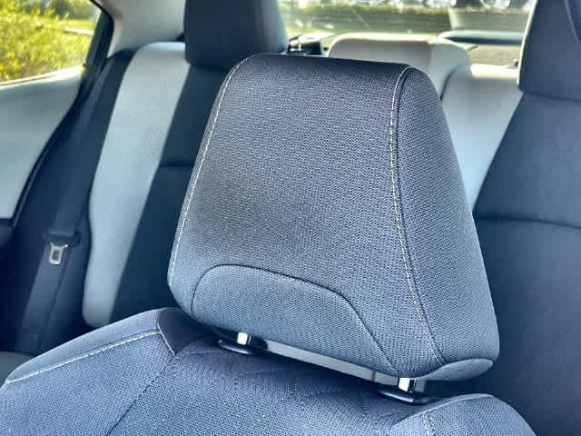 Used 2020 Toyota Corolla LE FWD image 25