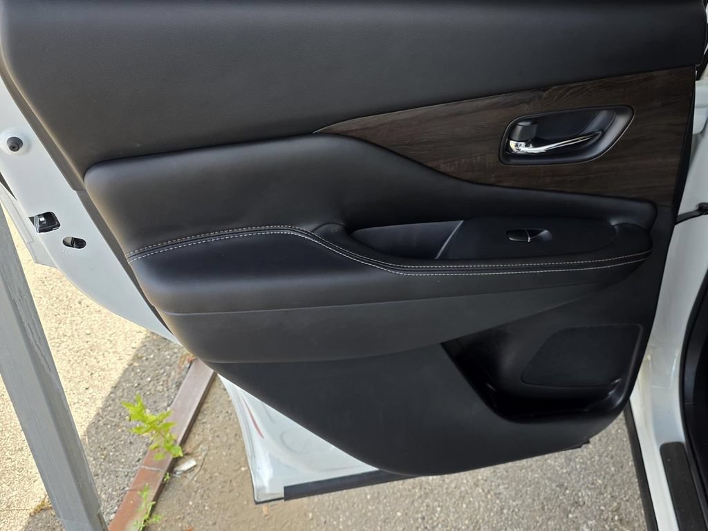 Used 2022 Nissan Murano Platinum w/ Cargo Package FWD image 40